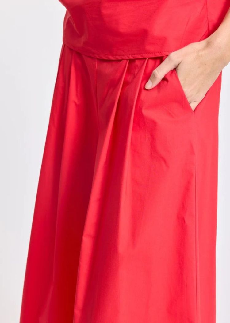 LORA RED