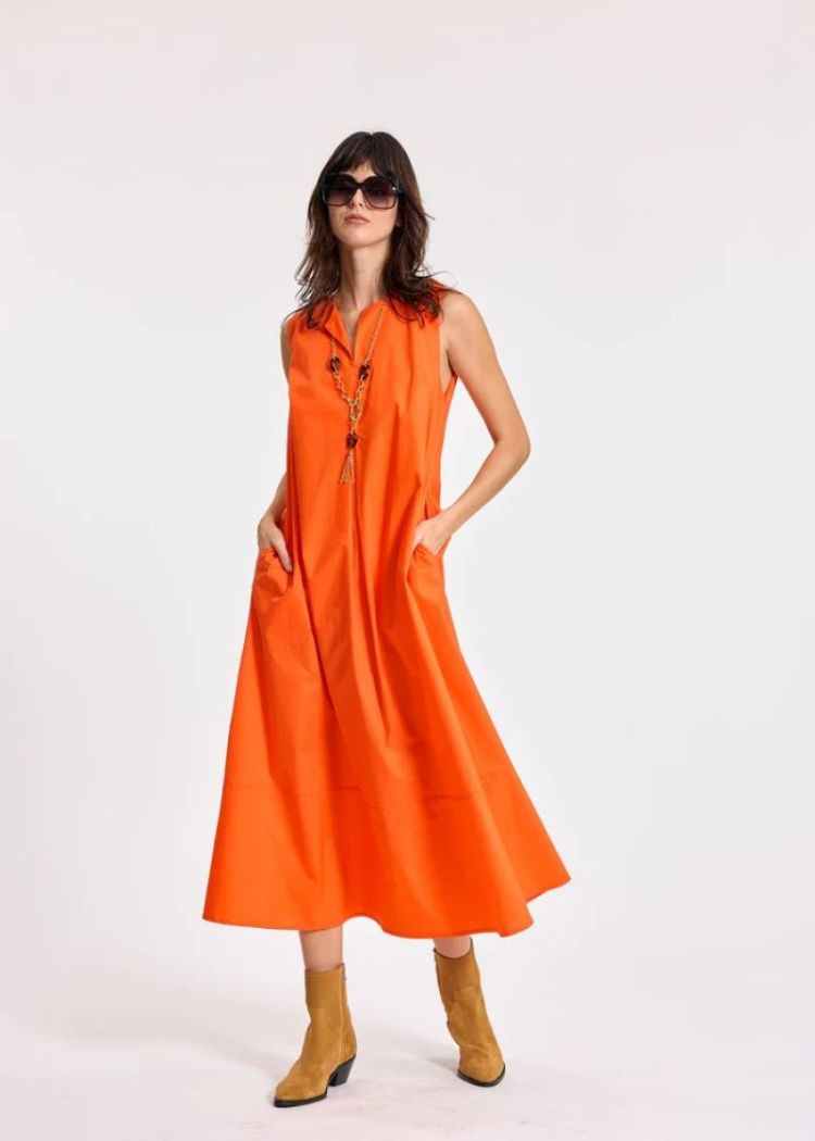 LUCIA ORANGE