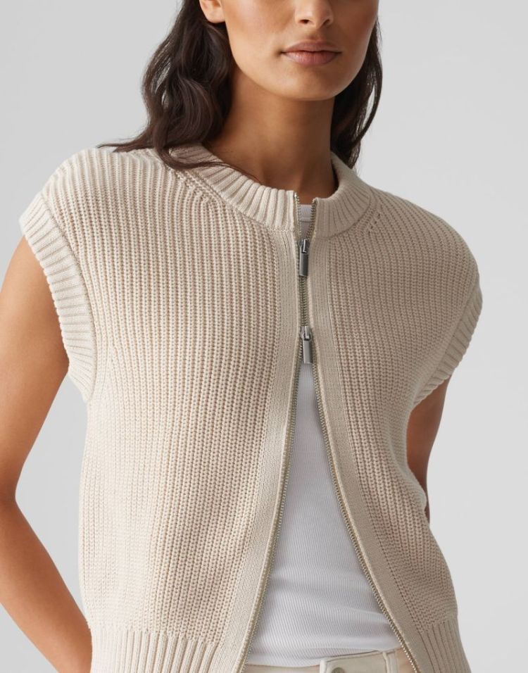 GILET TRICOTÉ CÔTELÉ 