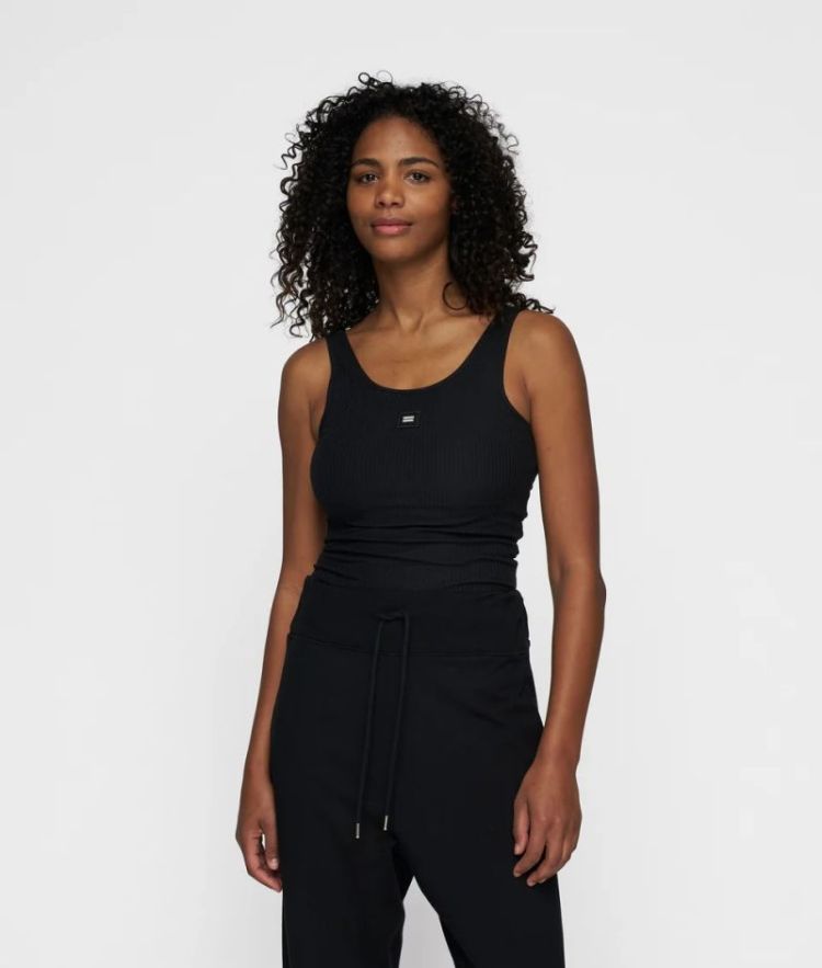 BALLET TOP BACK SCOOP BLACK 