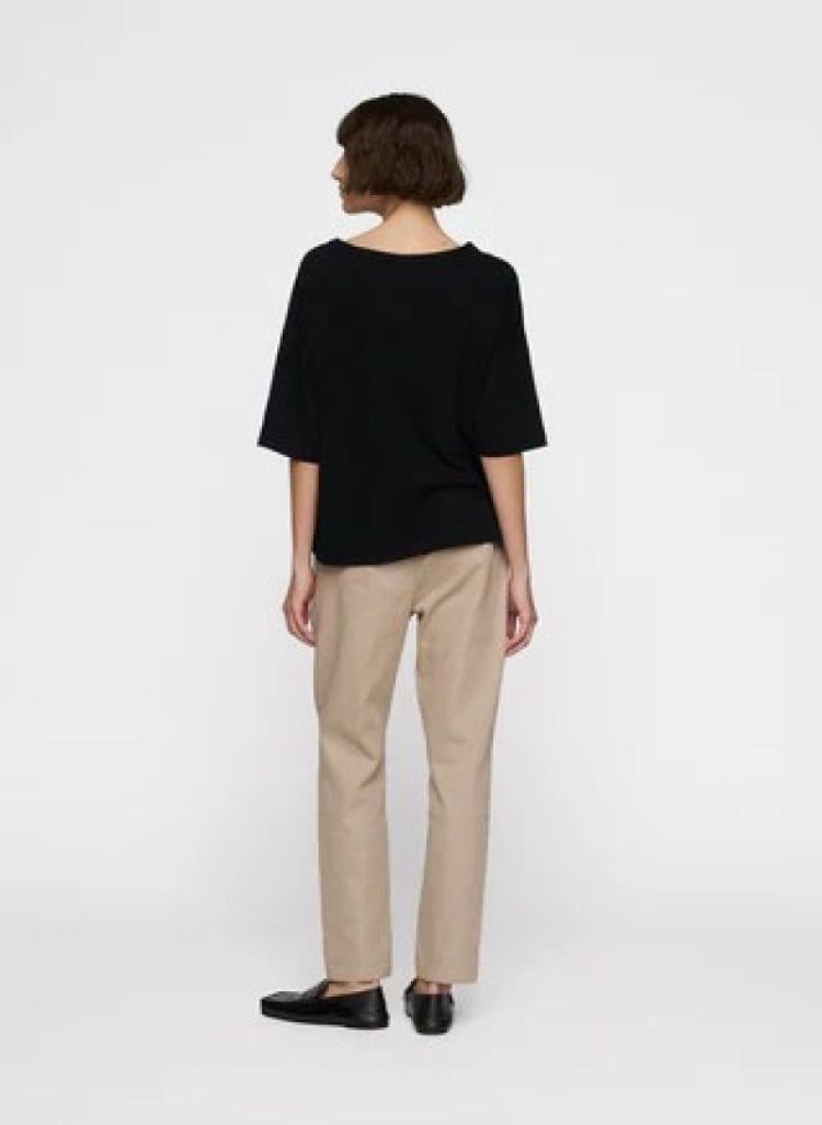 1012 BLACK 