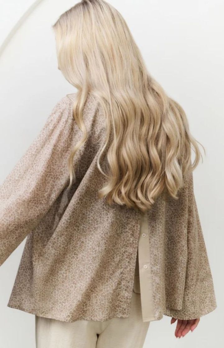 GREYISH BROWN GREYISH BROWN