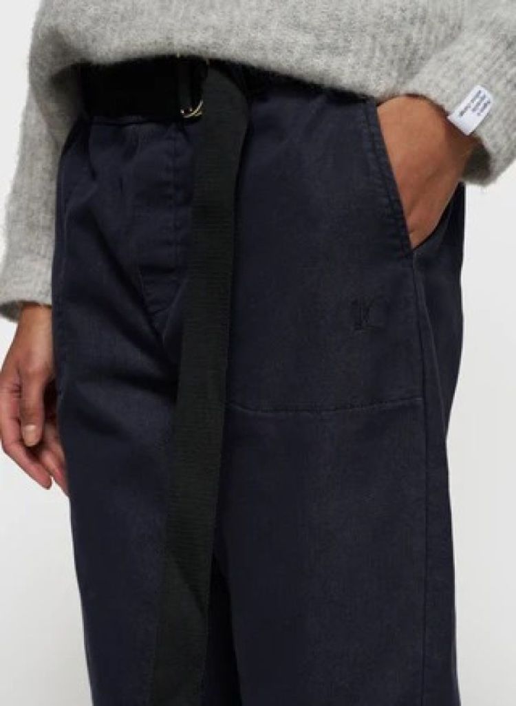 BELTED PANTS 1311 DARK NAVY