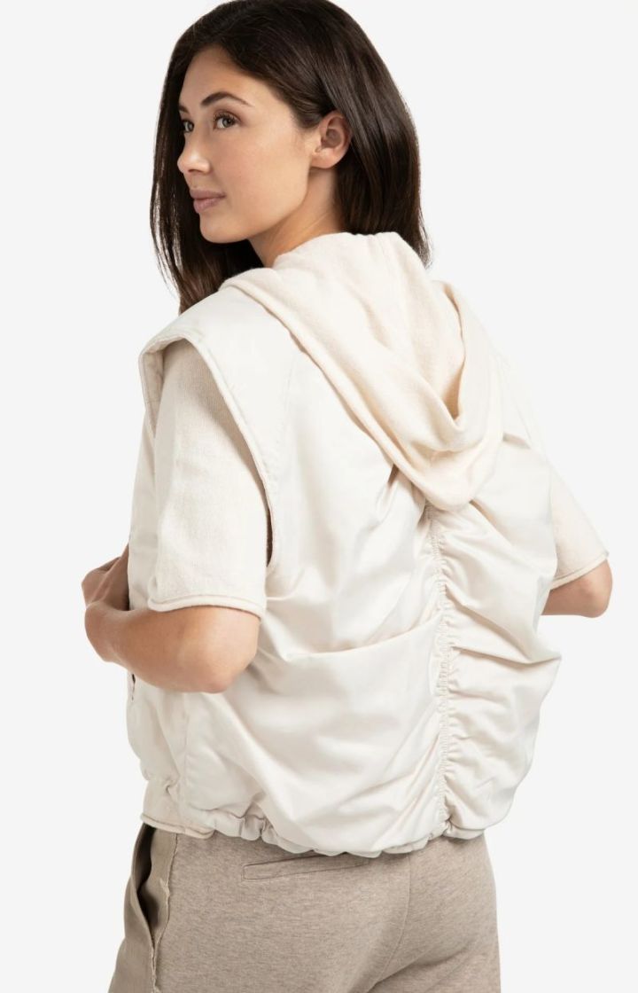 BODYWARMER BEIGE