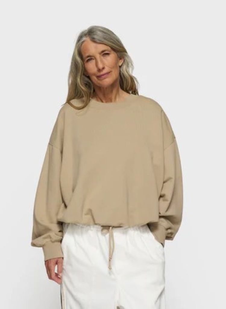 PLEATED SWEATER EARTH