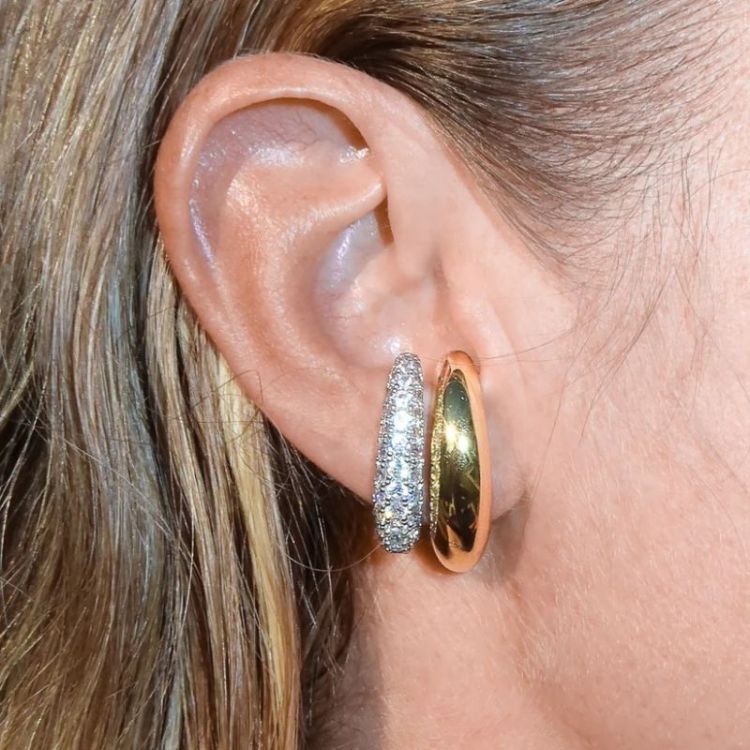 VIF EARSTUD OR