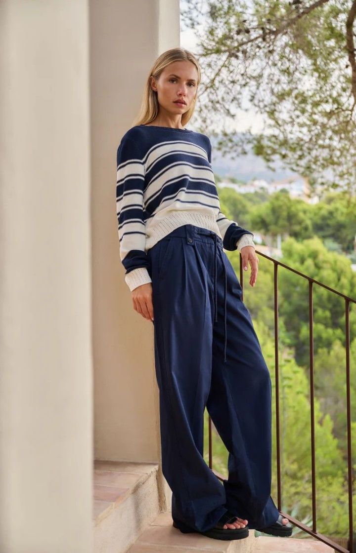 01-000576-603 NAVY