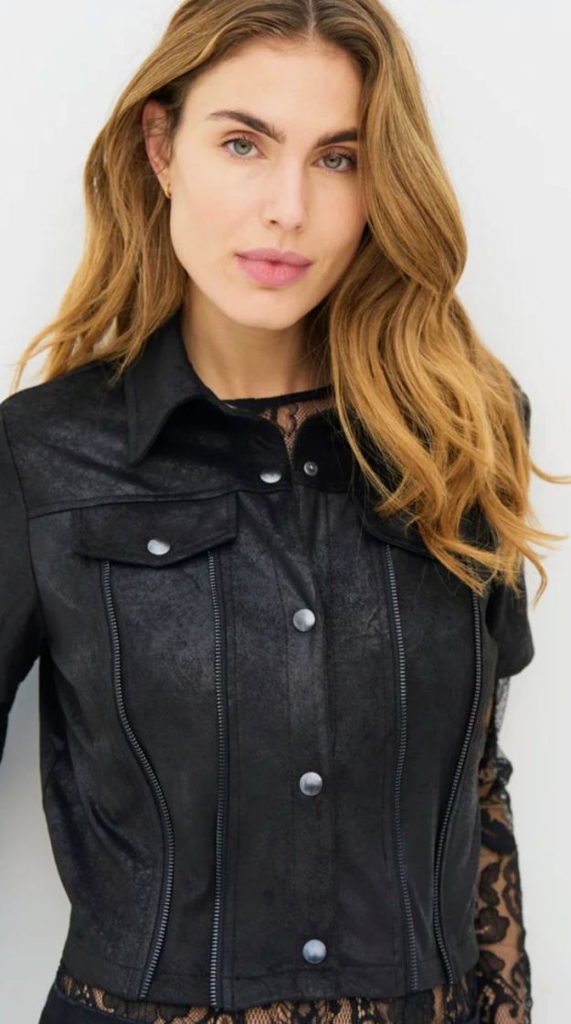 ESMA BLACK
