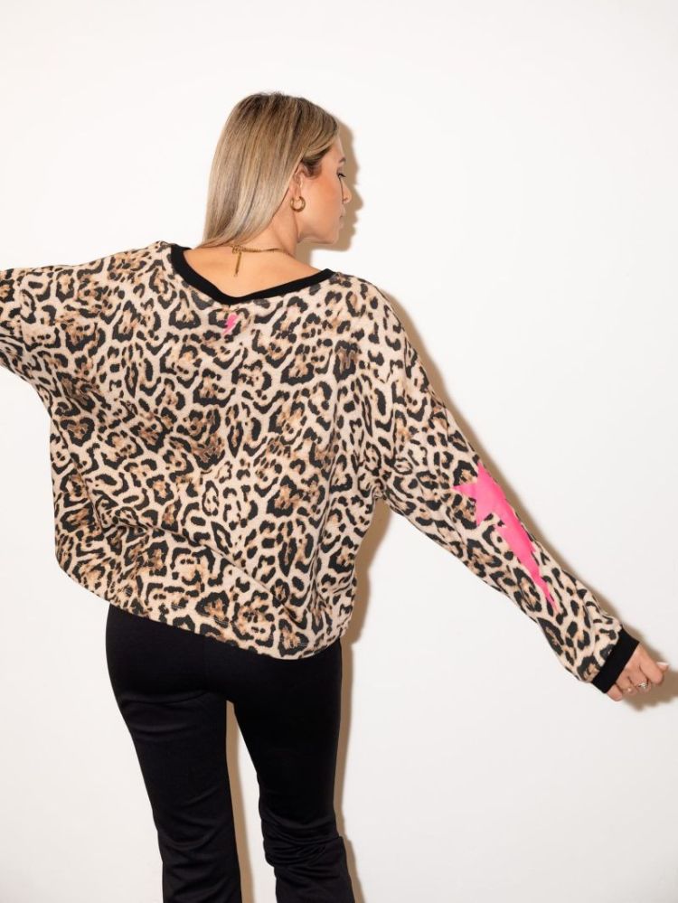 S52-546 LEOPARD